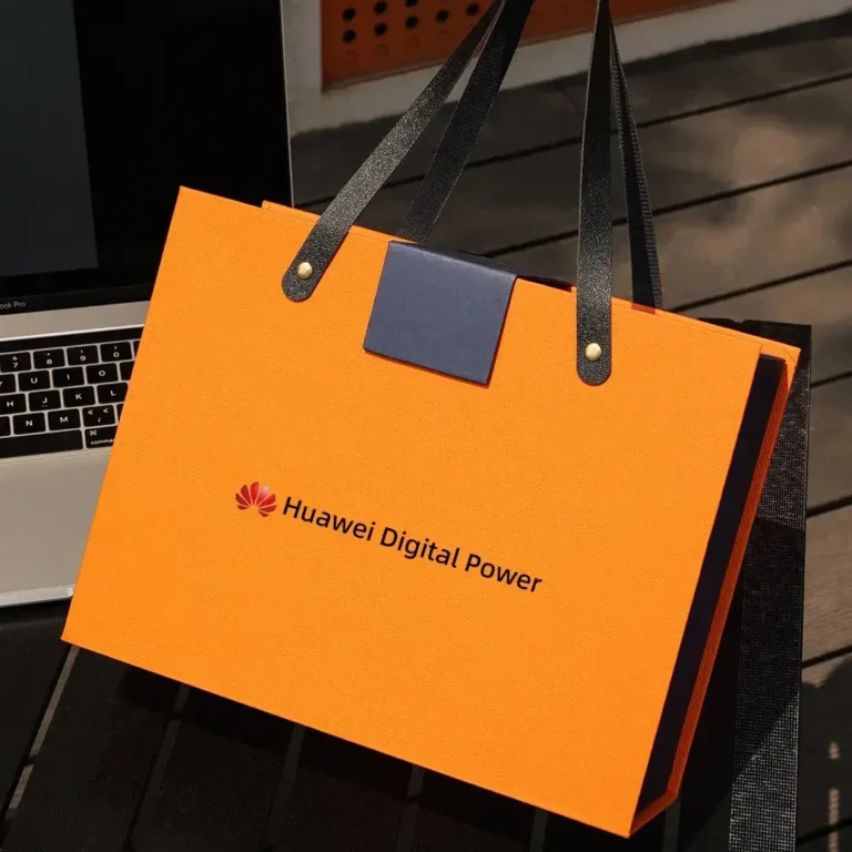 Blog cover featuring an orange custom gift box for customized gifts, custom gift boxes, and custom logo gifts, ideal for corporate gifting and promotional purposes.