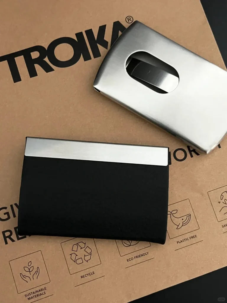 Premium business card holder, lightweight, portable, made with stainless steel and synthetic leather, perfect trade show gift