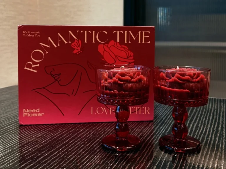 Rose Scented Aromatherapy Creative Ornament Gift Box displayed elegantly, perfect for workplace gifts.